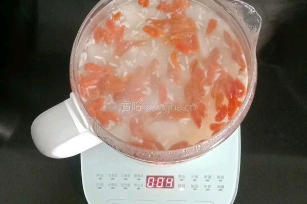 银耳酒酿雪梨甜汤的做法图解11