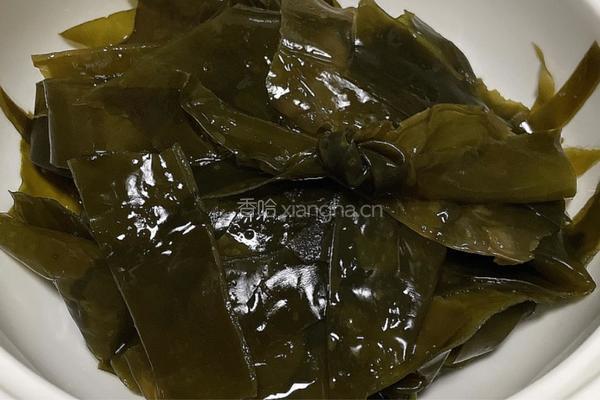海带炒肉的做法图解1