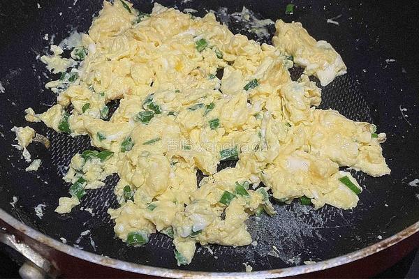 番茄炒饭的做法图解4