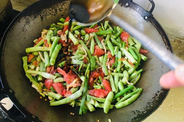 瘦肉梅豆蒸挂面的做法图解12