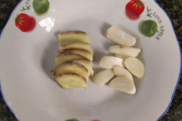 土豆红烧肉的做法图解3