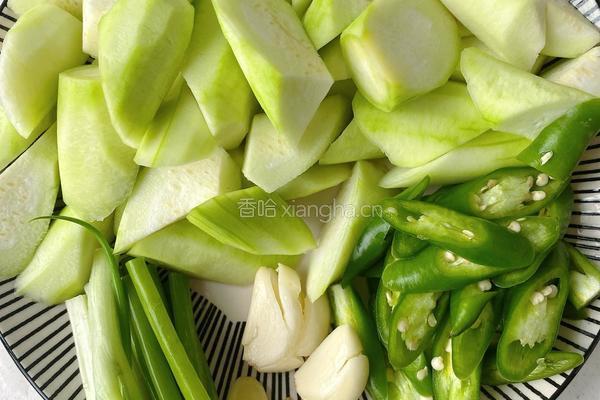 杭椒丝瓜炒蛋的做法图解5