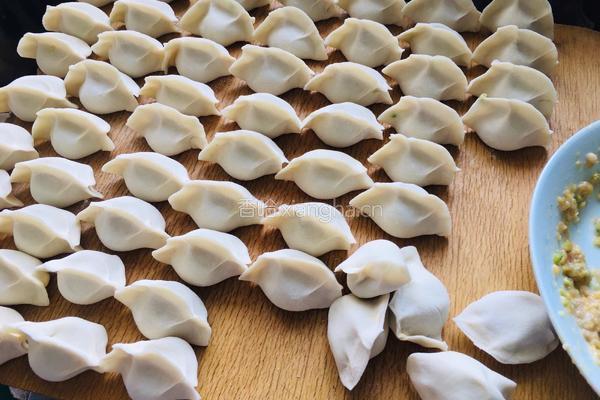 南瓜馅水饺的做法图解12