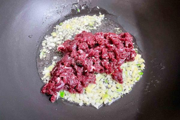 香菇牛肉酱的做法图解6