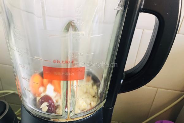 玉米胡萝卜花生糊的做法图解2