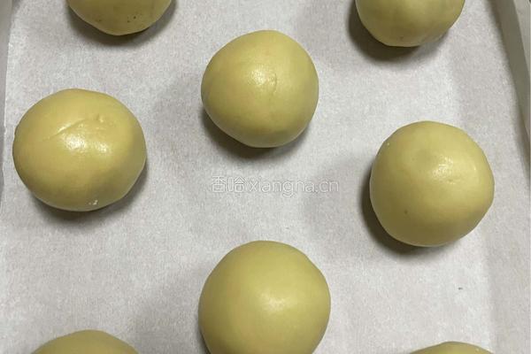 豆沙广式月饼的做法图解4