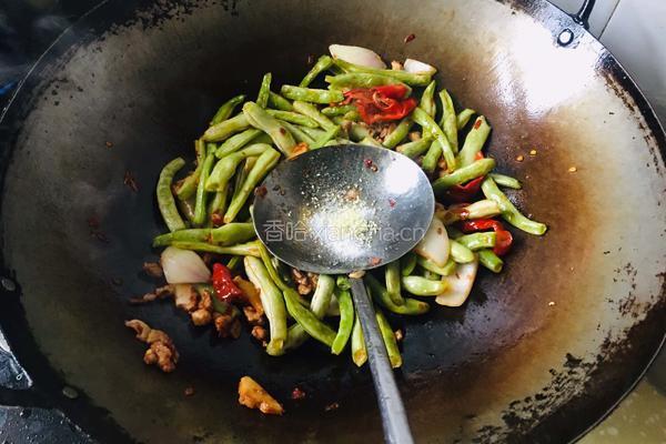 干煸梅豆的做法图解12