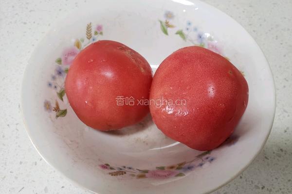 红薯叶炒西红柿的做法图解2