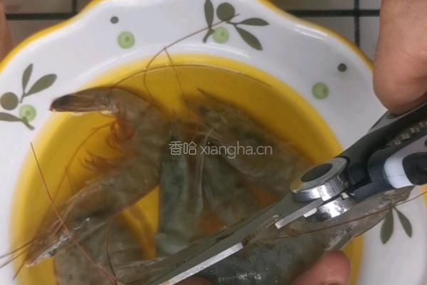 油焖大虾的做法图解1
