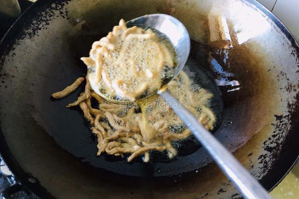 蒜苔过油肉的做法图解4
