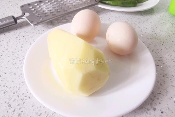鸟巢土豆饼的做法图解2