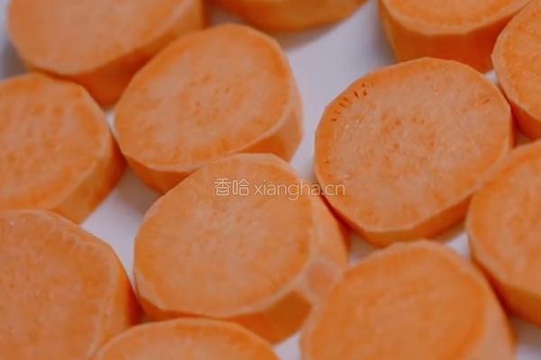 家庭版红薯粉蒸牛肉的做法图解3