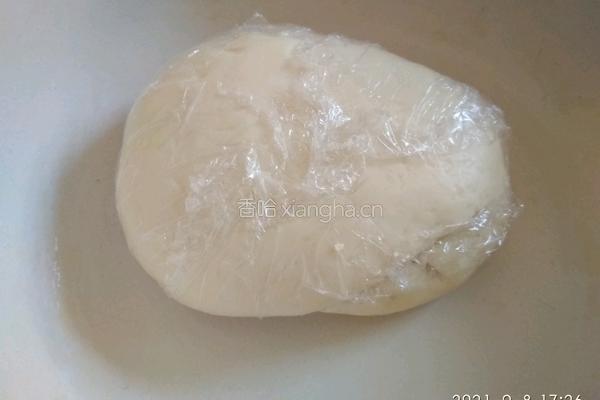 蛋黄酥的做法图解1