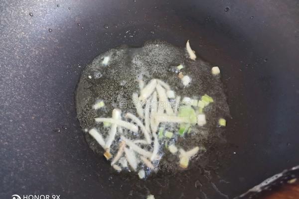 冬瓜瘦肉汤的做法图解7