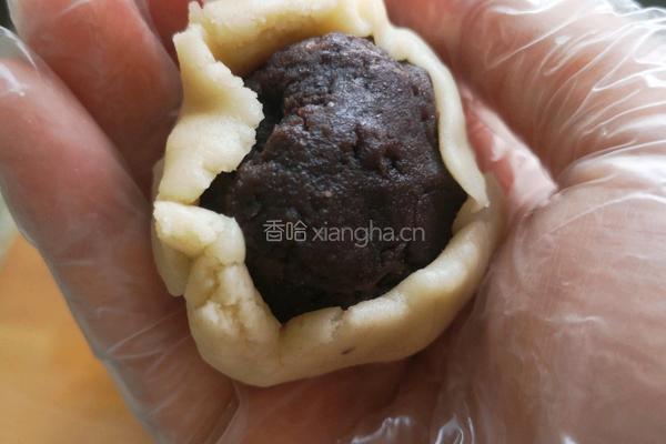 广式豆沙月饼的做法图解10