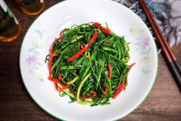 红椒炒韭菜的做法图解9