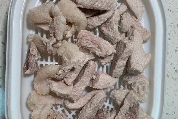 土豆豆角炖猪肉块的做法图解8