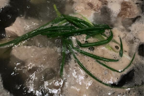 排骨莲藕汤（电饭煲）的做法图解2