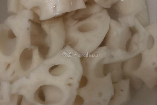 排骨莲藕汤（电饭煲）的做法图解4