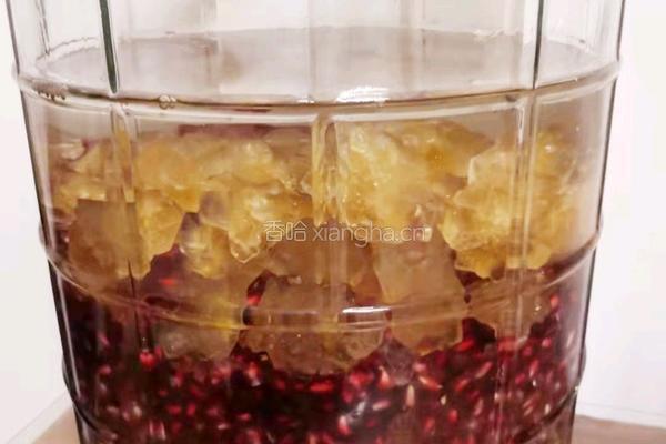 石榴果酒的做法图解7