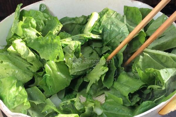 金针菇炒白菜的做法图解7