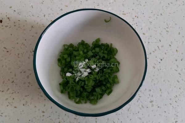 芝麻葱香花卷的做法图解3
