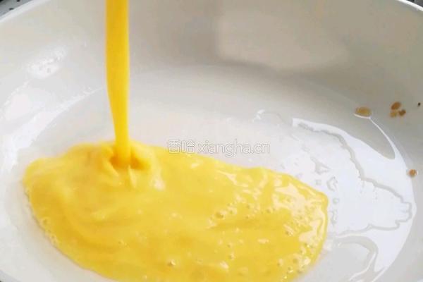 菠菜炒鸡蛋的做法图解3