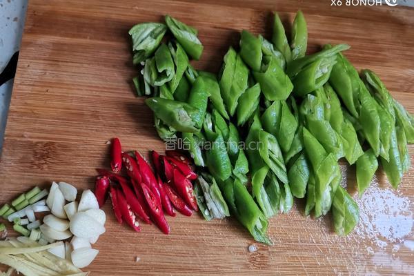 小炒鸡胸肉的做法图解5