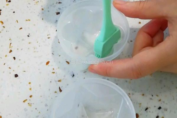 水煮蛋的做法图解1
