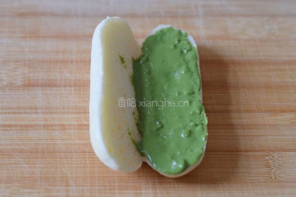 身形迷你的软式抹茶夹馅法国面包的做法图解7