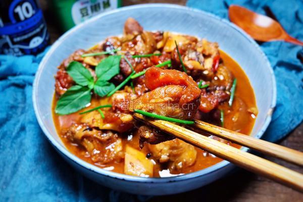 番茄莲藕炖猪膀肉的做法图解18