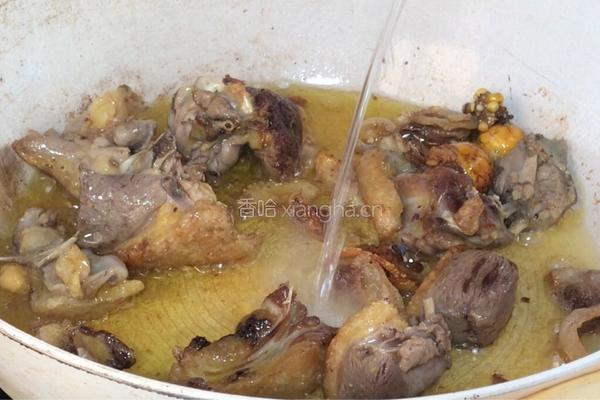香菇烧鸭肉的做法图解9