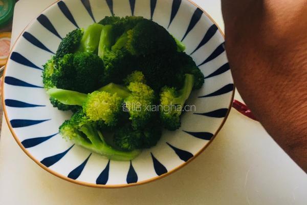 白灼西兰花的做法图解9