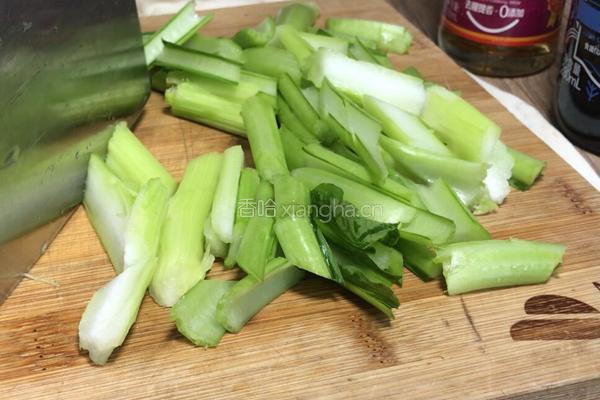 菜心梗炒肉的做法图解10