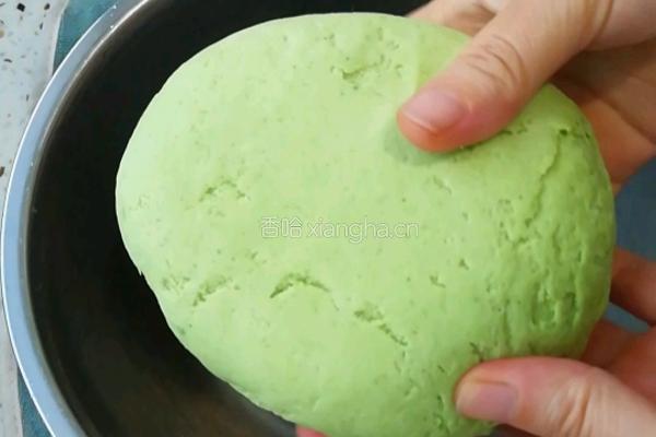芹菜汁手擀面的做法图解6