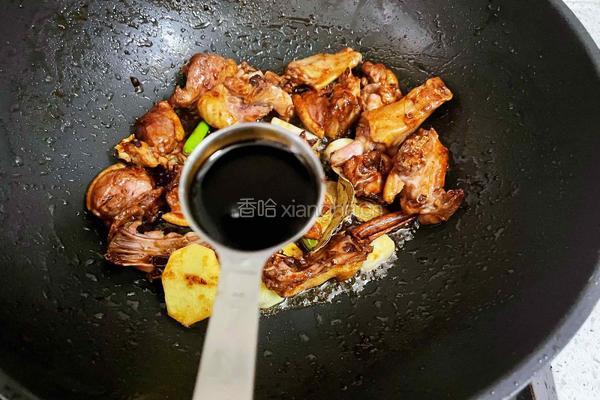 香菇烧鸭肉的做法图解9