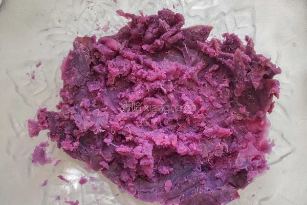 紫薯酸奶糯米饼的做法图解2