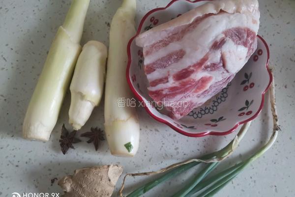 茭白红烧肉的做法图解1