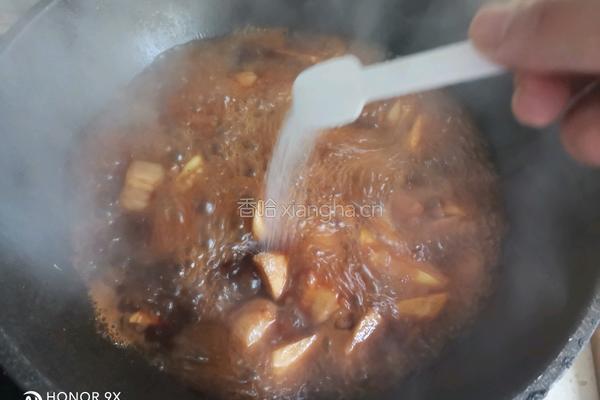 茭白红烧肉的做法图解11