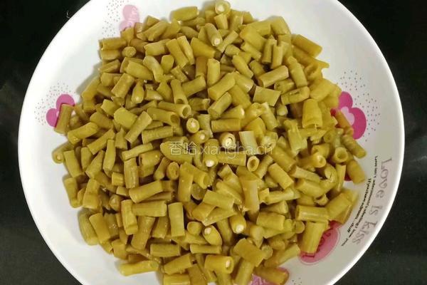 酸豆角炒鸭肾的做法图解2