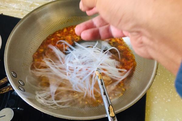 土豆粉条烩羊杂的做法图解7
