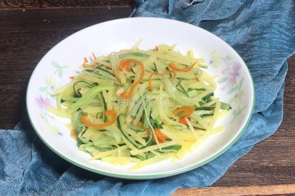 黄瓜炒土豆丝的做法图解8