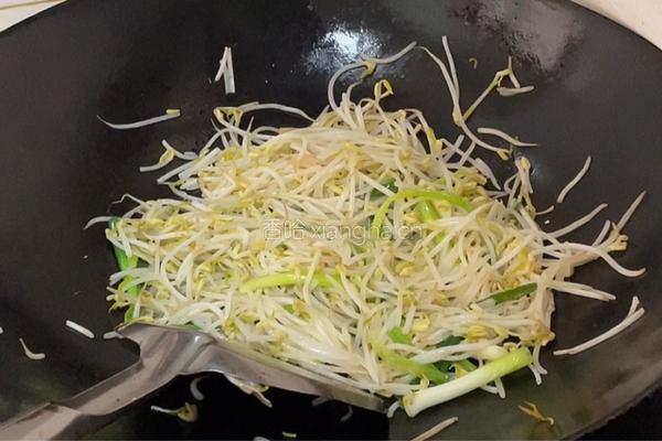 清炒绿豆芽的做法图解6