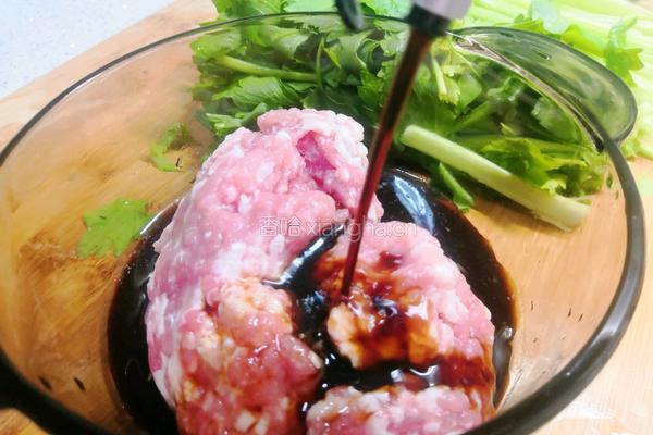 芹菜猪肉馅的做法图解2