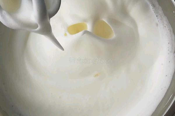 戚风蛋糕的做法图解6