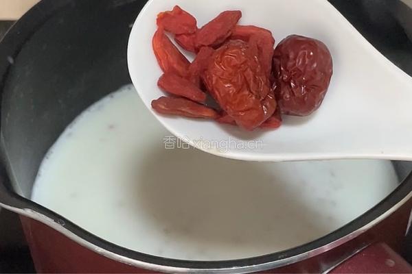 养生牛奶西米粥的做法图解7