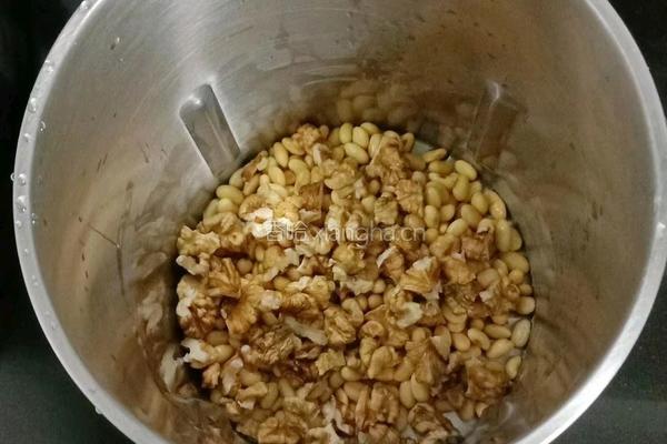 核桃豆浆的做法图解6