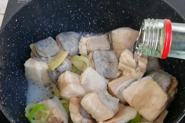 石斑鱼豆腐汤的做法图解3