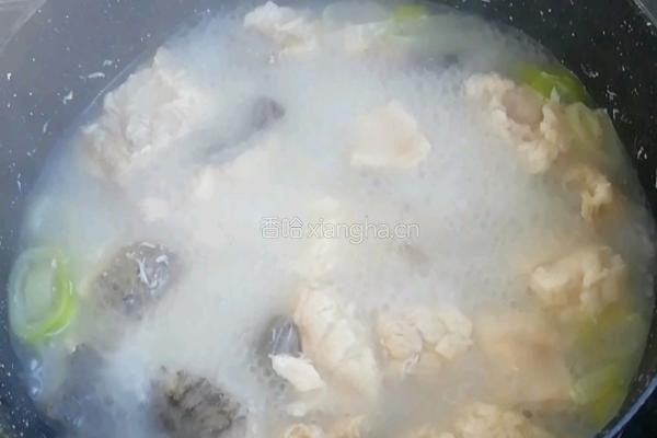 石斑鱼豆腐汤的做法图解5