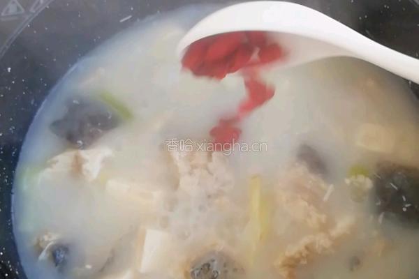 石斑鱼豆腐汤的做法图解8